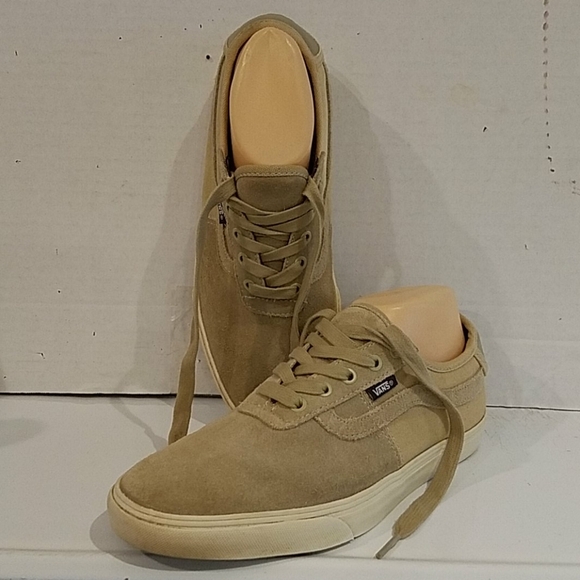 MEN'S VANS SUEDE & CANVAS TIE SHOES (sz 8) - Picture 1 of 5